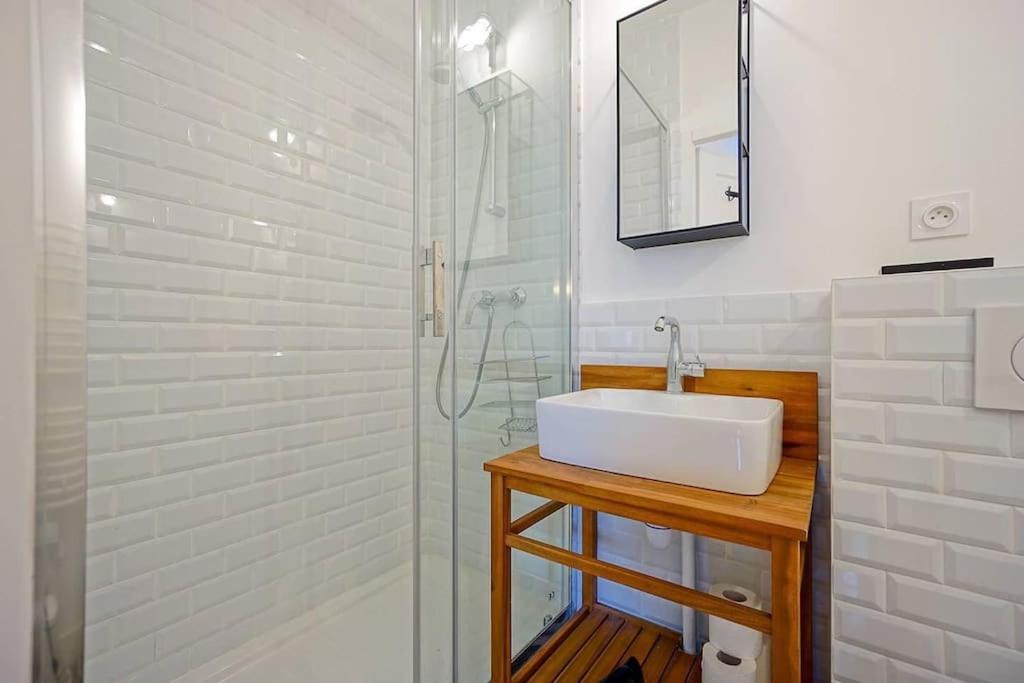 Elegant Appartement Dans Le Marais - Paris 3 Exterior foto